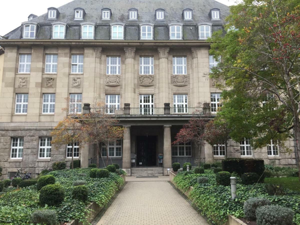 Ferienwohnung Mitten In Wiesbaden Exterior foto